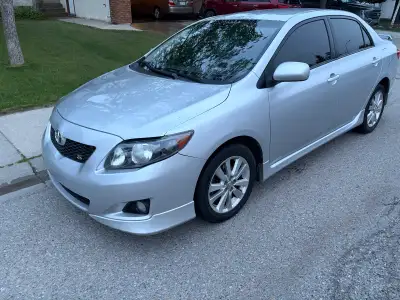 Great on gas, reliable, and has been well maintained. Perfect commuter or first car. - 381,XXX km on...