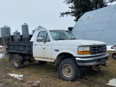 Older ford truck, great for the bush or on the farm. Perfect firewood truck with heavy duty box and...