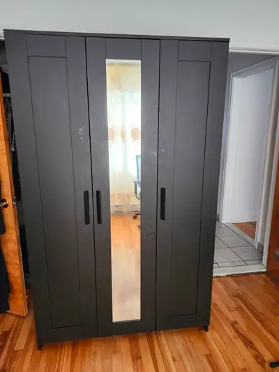Armoire-penderie à 3 portes BRIMNES de IKEA, View more