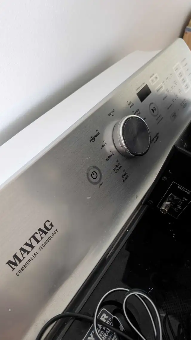 Maytag washing machine  in Washers & Dryers in Belleville - Image 3