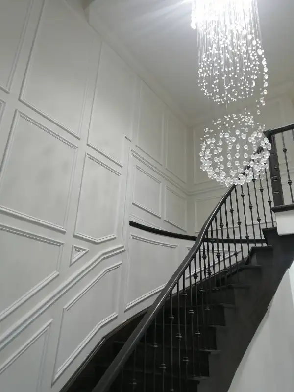Crown molding, baseboard, casing, trim, wainscoting in Carpentry, Crown Moulding & Trimwork in City of Toronto - Image 5