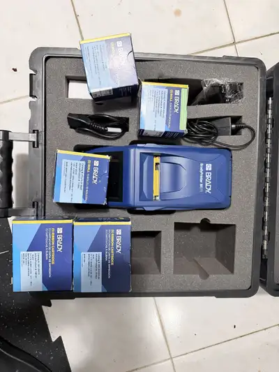 M611 Bluetooth Label Printer - Extra Battery + Many Labels, View more