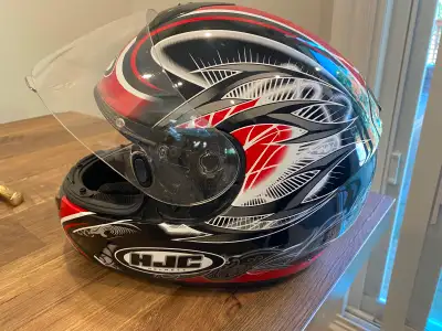 Like new never dropped no damage no hits beautiful HJC. CL 16 helmet asking $60,