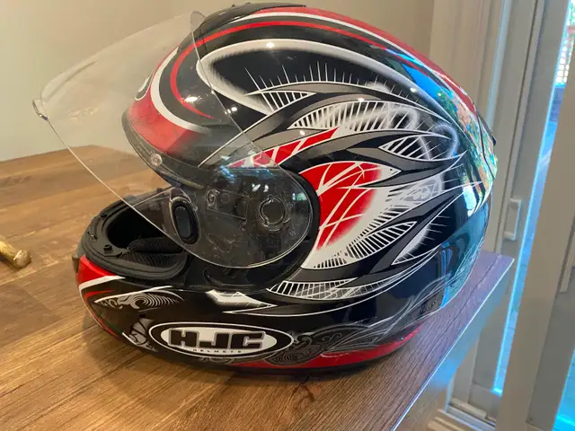 HJC CL 16 helmet. in Motorcycle Parts & Accessories in Hamilton - Image 2