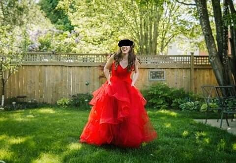 Red Prom Dress in Women's - Dresses & Skirts in Ottawa - Image 2