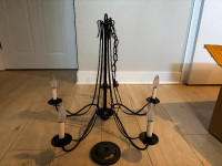 Chandelier noir/Black chandelier