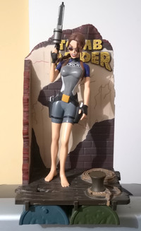 Tomb Raider Lara Croft In Wet Suit PlaymatesFigure