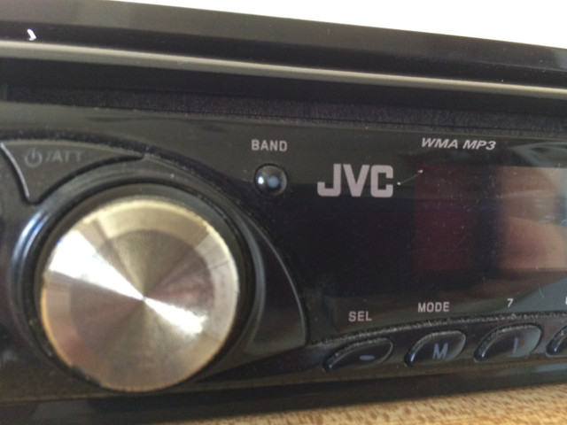 JVC CD Receiver KD-R210 w/remote RM-RK50 in Audio & GPS in Brockville - Image 3