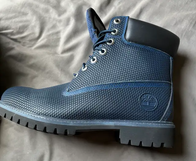 Men’s  boots (Timberland) in Men's Shoes in City of Toronto - Image 8