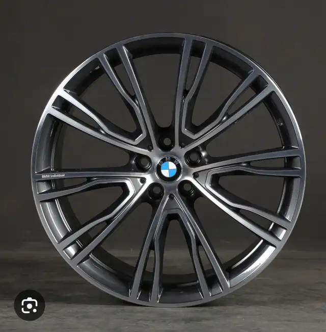 21 inch OEM Rims.  set of 4 with tires. . X3/X4 BMW in Tires & Rims in Hamilton - Image 2