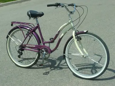 LIKE NEW LADIES 26" HYBRID SCHWINN SANCTUARY 7 SPD CRUISER BIKE!, View more