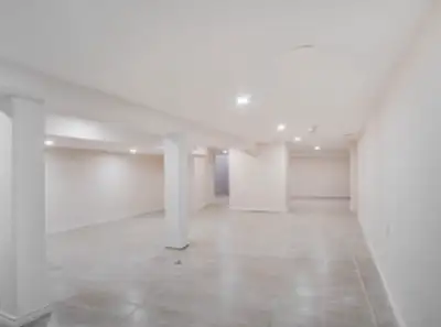 1 BEDROOM FOR RENT WITH BACKYARD & CLOSE TO AMENITIES & TRANSIT