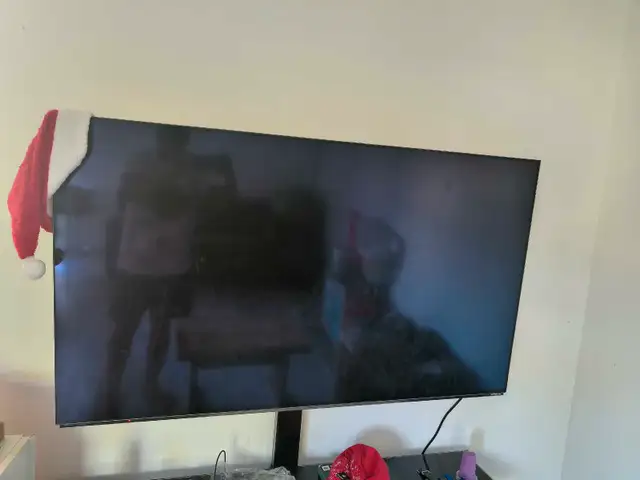 Skyworth 55XC9000 55-inch 4K OLED Android TV+  3 rack TV stand in TVs in Ottawa - Image 3