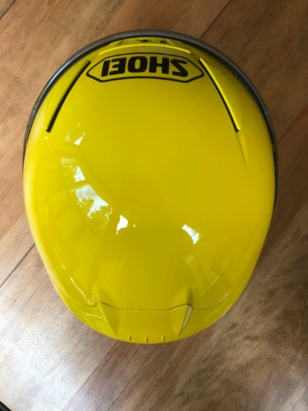 SHOEI RF-1200 Motorcycle Helmet in Motorcycle Parts & Accessories in Saint John - Image 4