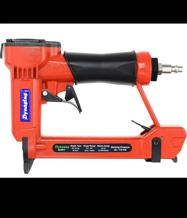 Dynastus Pneumatic Upholstery Staple Gun, 22 Gauge 3/8" Wide Cro in Power Tools in Hamilton - Image 3