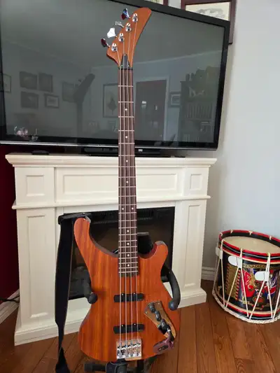 Parts Caster bass guitar, View more