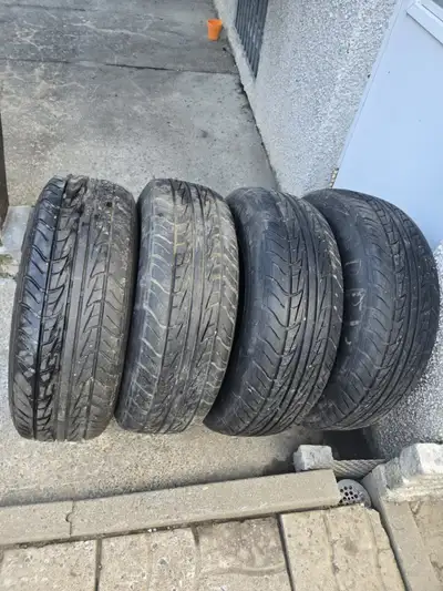 Uniroyal Tiger Paw summer tires P215/70R15 DOT 10M3