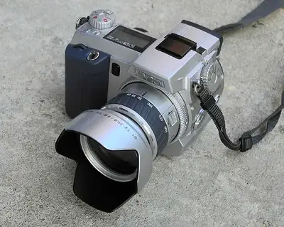 Minolta Dimage 7 Digital Camera, View more
