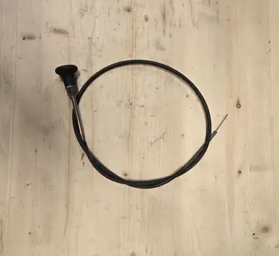 Lawn Tractor 40 Inch Choke Cable in E.U.C., View more