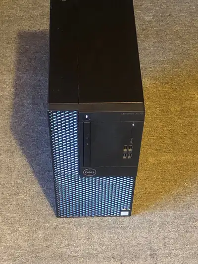I5 9500 cpu (6 cores), 16 gb ddr 4 mem, 256 gb fast nvme ssd with registered win 11, headless Nvidia...
