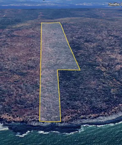 Looking for oceanfront land with big potential? This 3-parcel package (PIDs 05096649, 05096656, 0509...