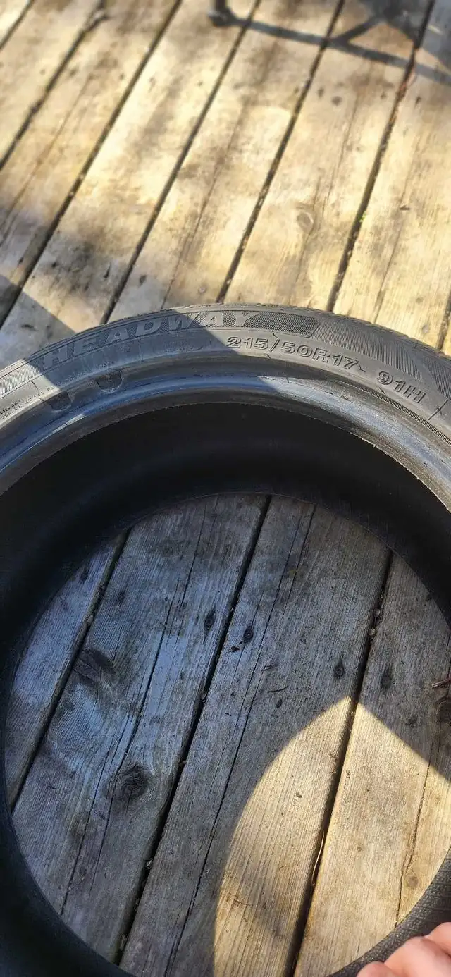 SIZE   215/50R17 91H full set tires used  in Tires & Rims in City of Montréal - Image 5