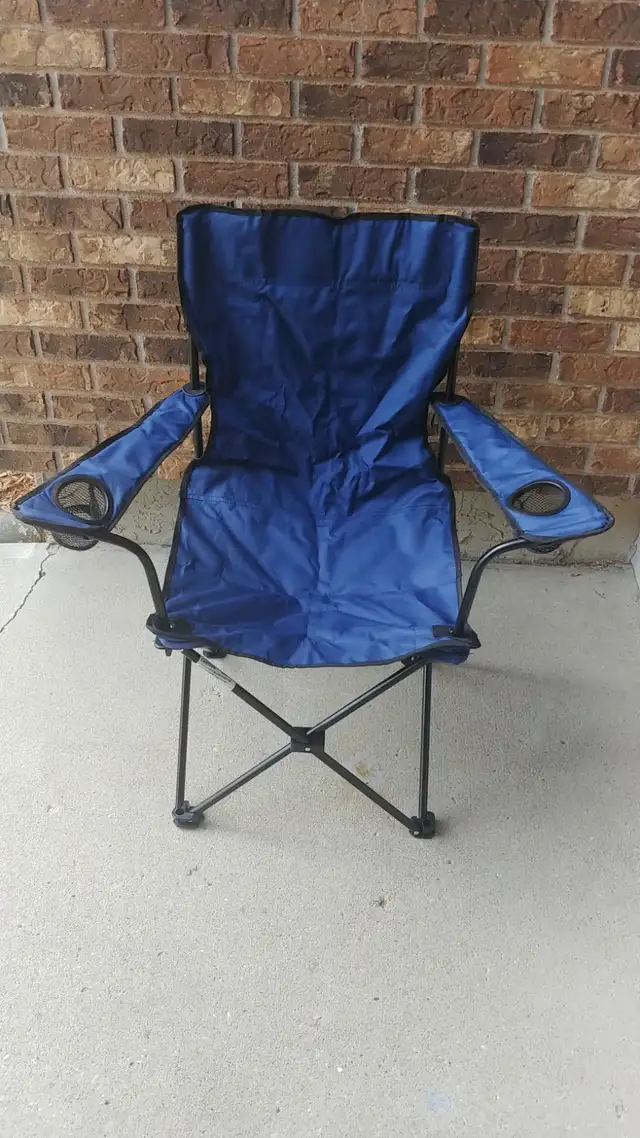 FOLDING OUTDOOR CAMPING CHAIRS in Patio & Garden Furniture in Regina - Image 3