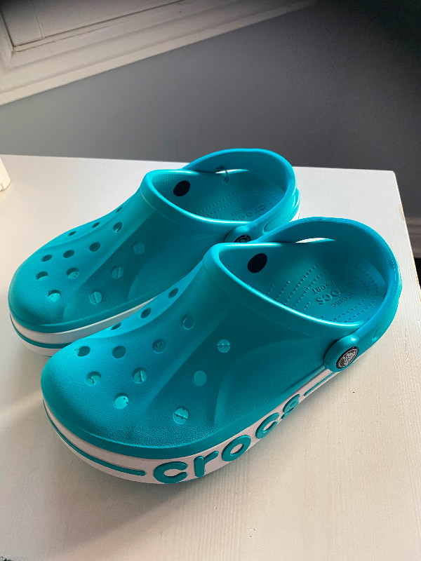 Brand new Crocs shoes in Kids & Youth in Oakville / Halton Region