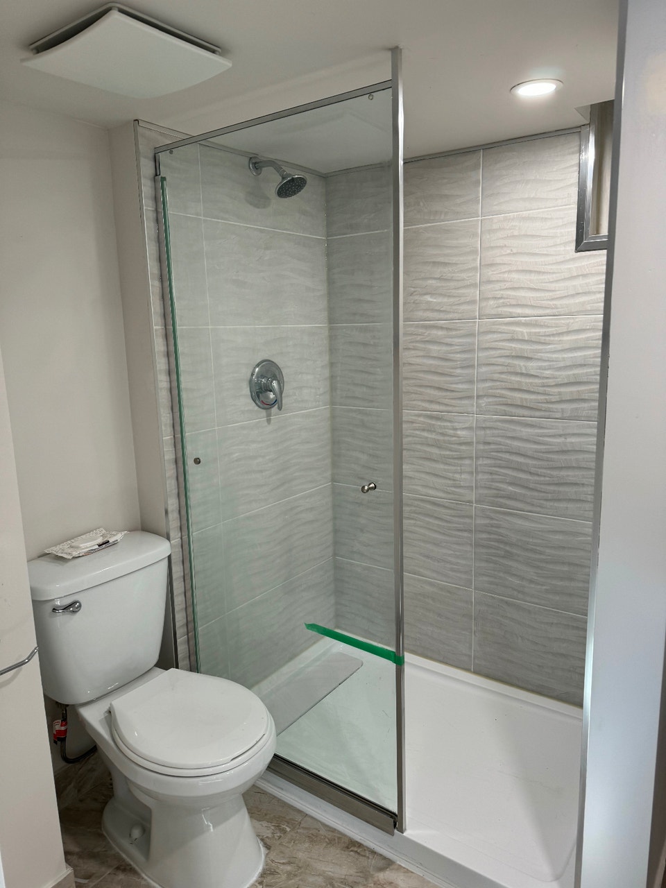 Bachelor/Studio 1,1/2 (No separate bed room - Studio) all inclu. 5
