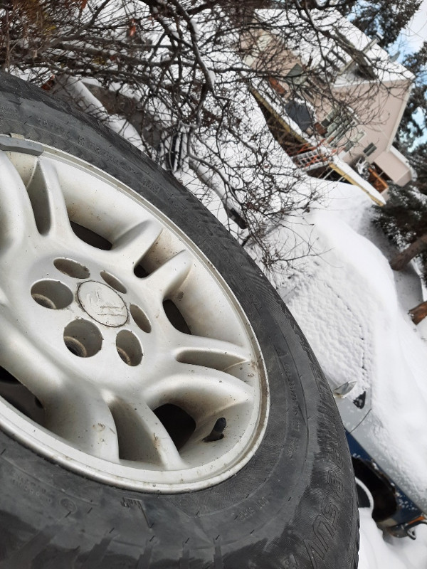 4 265 70 R16 NOKIAN HAKKAPELIITTA TIRES ON DODGE DAKOTA RIMS in Tires & Rims in Whitehorse - Image 4