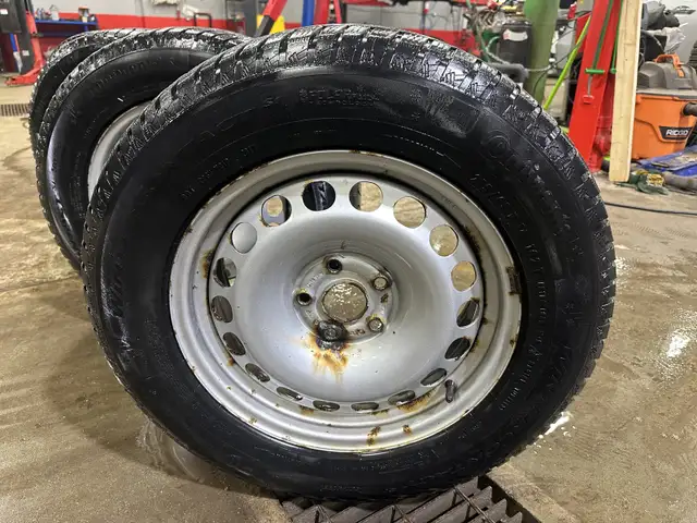 215/65R16 WINTER STEEL RIMS WITH TIRES FOR VOLKSWAGEN TIGUAN in Tires & Rims in City of Toronto - Image 3