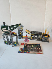 Lego Toy Story set: 7596 - Trash Compactor Escape 3 figures