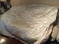 Couvre matelas pique  lit d'eau Queen size waterbed mattress pad