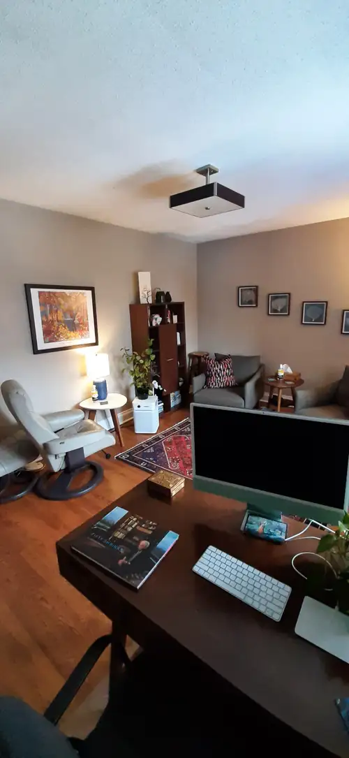 Available April 1, this inviting 2nd-floor office is located in a quiet, professionally maintained b...