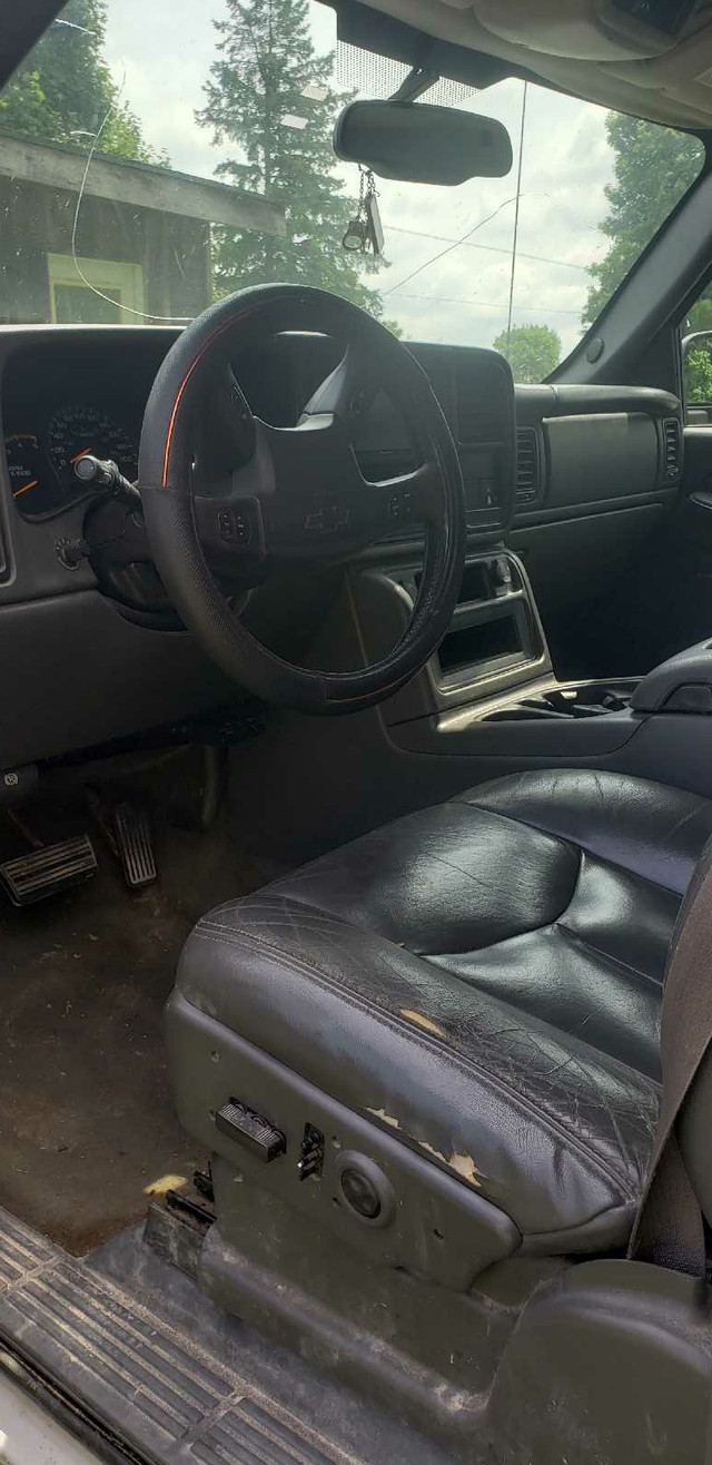 silverado in Cars & Trucks in Owen Sound - Image 3