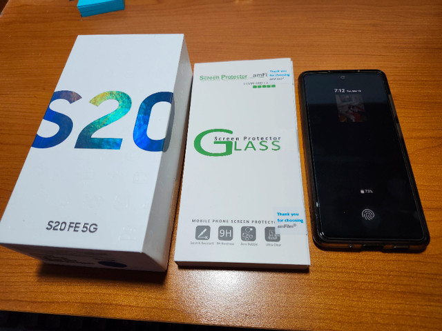 SAMSUNG S20 FE 5G in Cell Phones in Saint John