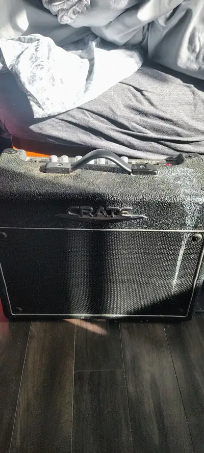 Crate VTX 15 Guitar Amp, View more