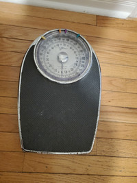 Weigh scales same as the doctors  scales very good condition .