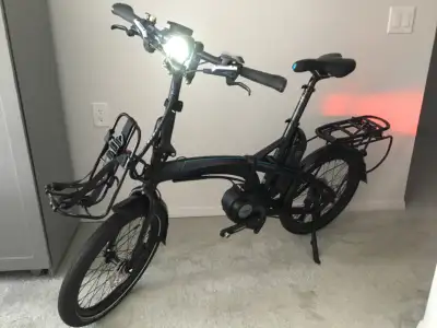 TERN VEKTRON FOLDING E-BIKE / BOSCH ACTIVE LINE MID DRIVE., View more