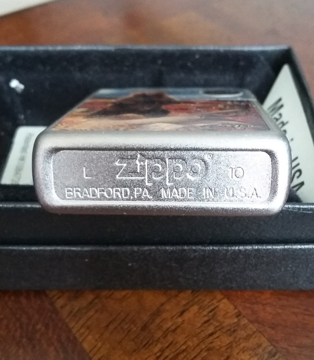 zippo lighter in Arts & Collectibles in Markham / York Region - Image 2