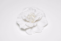 Grosse fleur blanche 5 ½’’ (neuve)