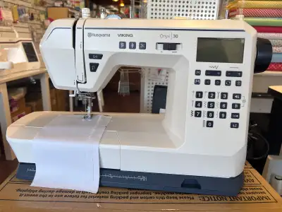 This machine is like NEW It was purchased from our store and then traded back for a bigger more expe...