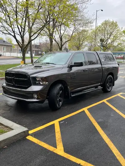 Dodge Ram 1500 2021 - Adapted for a person with reduced mobility