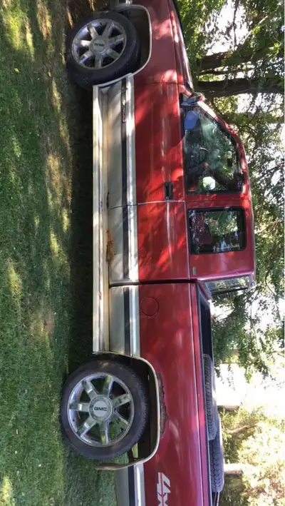 Needs a new battery has a little bit of rust needs new tires I just put a new engine in it runs good...