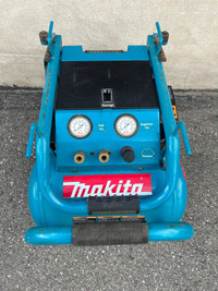 Makita MAC 5200 Air Compressor 