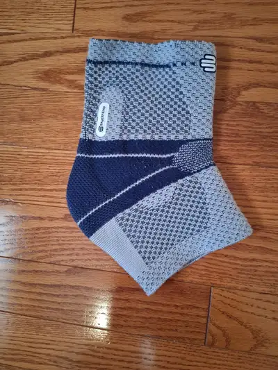 Right Ankle Support Size 5 - Bauerfeind Malleo Train, View more