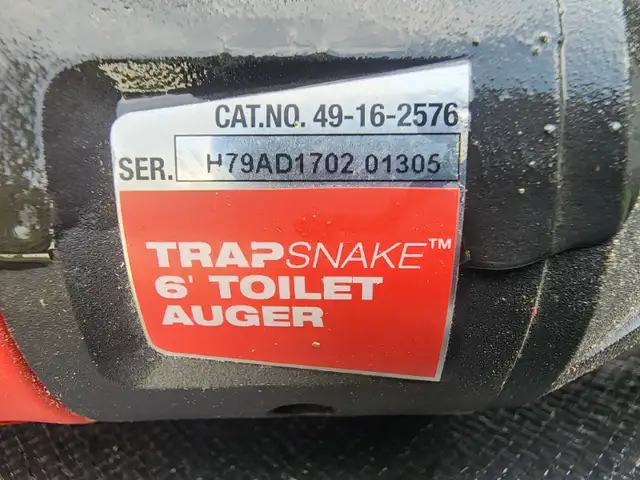 Milwaukee Trap Snake & Toilet Auger 6' W The Trap Snake Driver in Power Tools in Windsor Region - Image 2