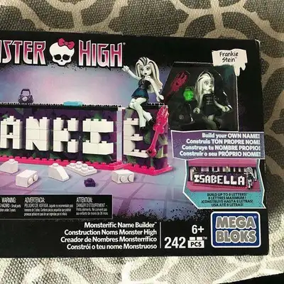 Mega Bloks   Monster High Monsterific Name Builder BNIB, View more