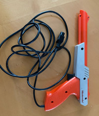 1985 NES Zapper Light Gun