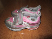 Geox running shoes size 11  toddler